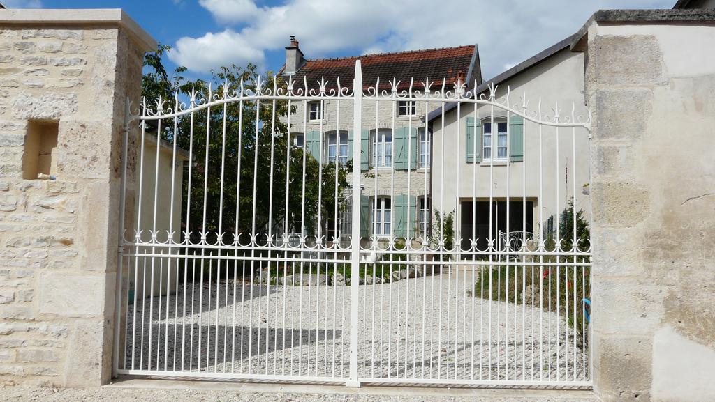 La Promenade En Champagne Bed & Breakfast Mussy-sur-Seine Dış mekan fotoğraf