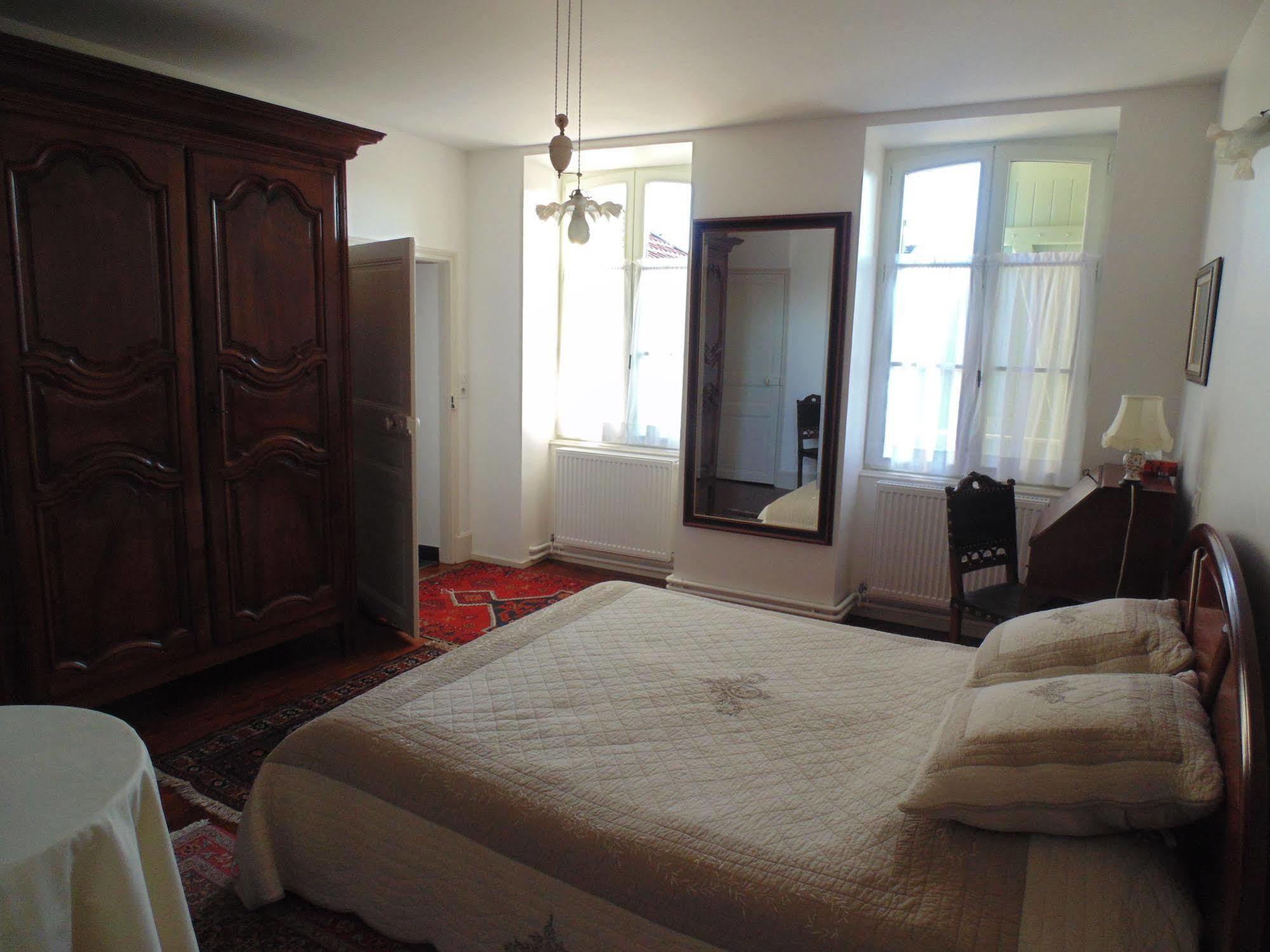La Promenade En Champagne Bed & Breakfast Mussy-sur-Seine Dış mekan fotoğraf