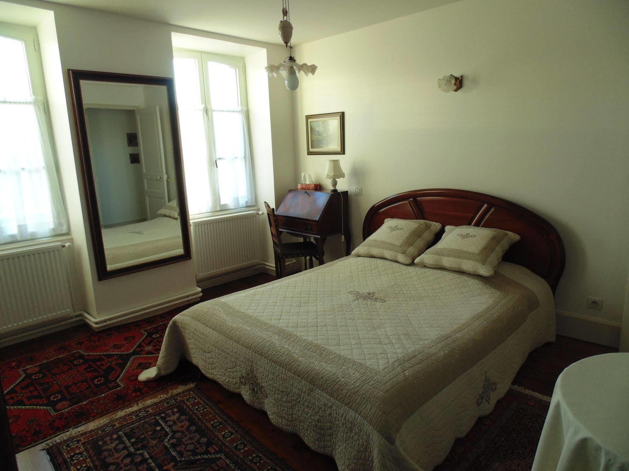 La Promenade En Champagne Bed & Breakfast Mussy-sur-Seine Dış mekan fotoğraf